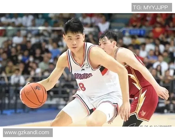 赛后分析重庆篮球队与广州篮球队的战术对决与启示